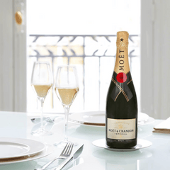 Moet Et Chandon Impérial Brut Champagne 75cl, Gift Pack