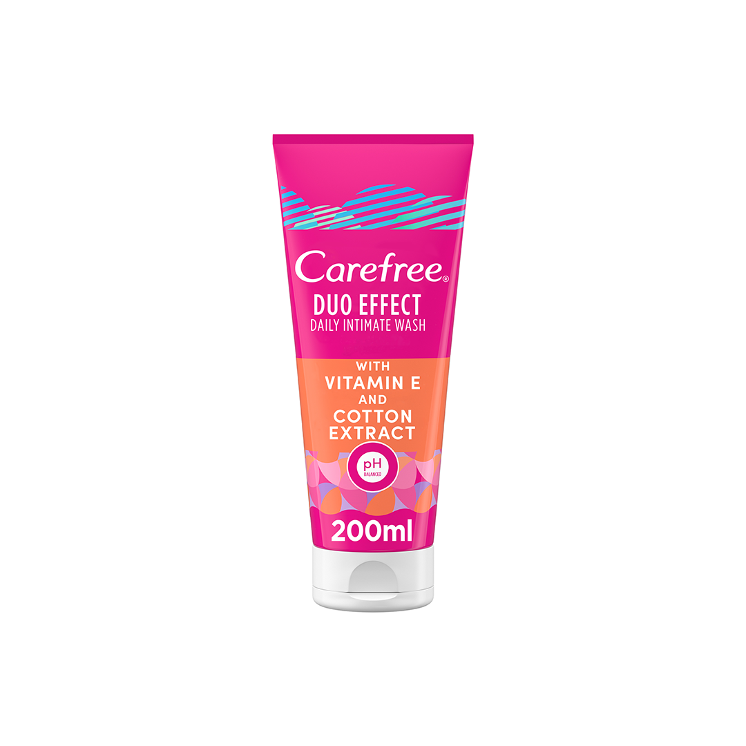 Carefree Duo Effect Intimate Wash Vitamin E & Cotton Extract, 200ml