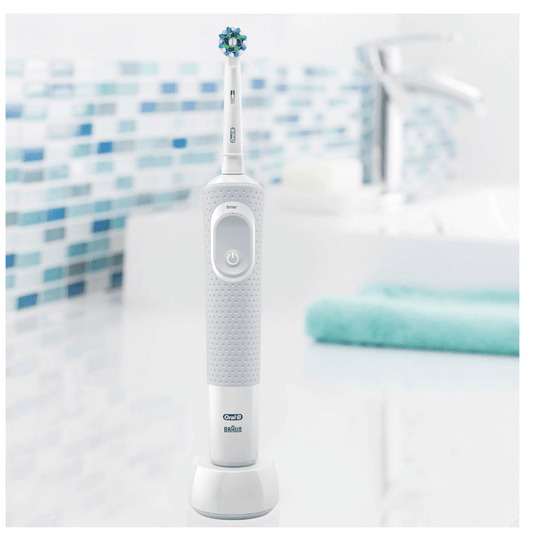 Oral-B Vitality 100 Crossaction Rechargeable Electric Toothbrush White D100.513.1