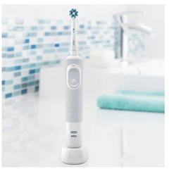 Oral-B Vitality 100 Crossaction Rechargeable Electric Toothbrush White D100.513.1